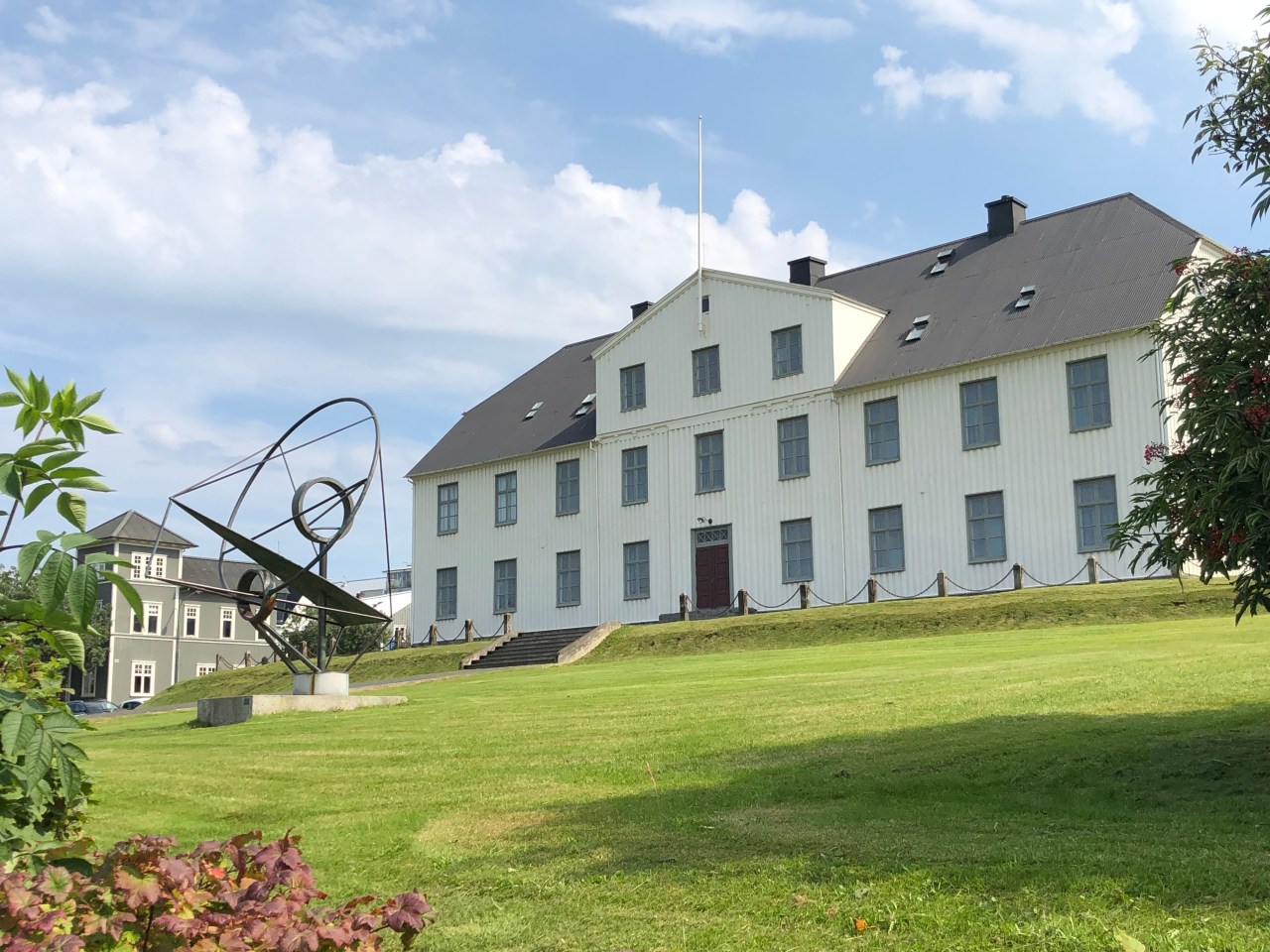 BB2ED6B6-33BD-42A7-993D-8DD9CE188E5A